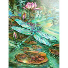 Load image into Gallery viewer, DRAGONFLY . DIAMOND PAINTING
