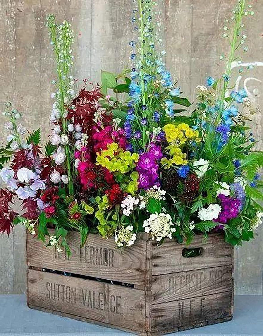 FLOWER BASKET . DIAMOND PAINTING