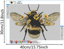 Load image into Gallery viewer, BUMBLE BEE . DIAMOND PAINTING
